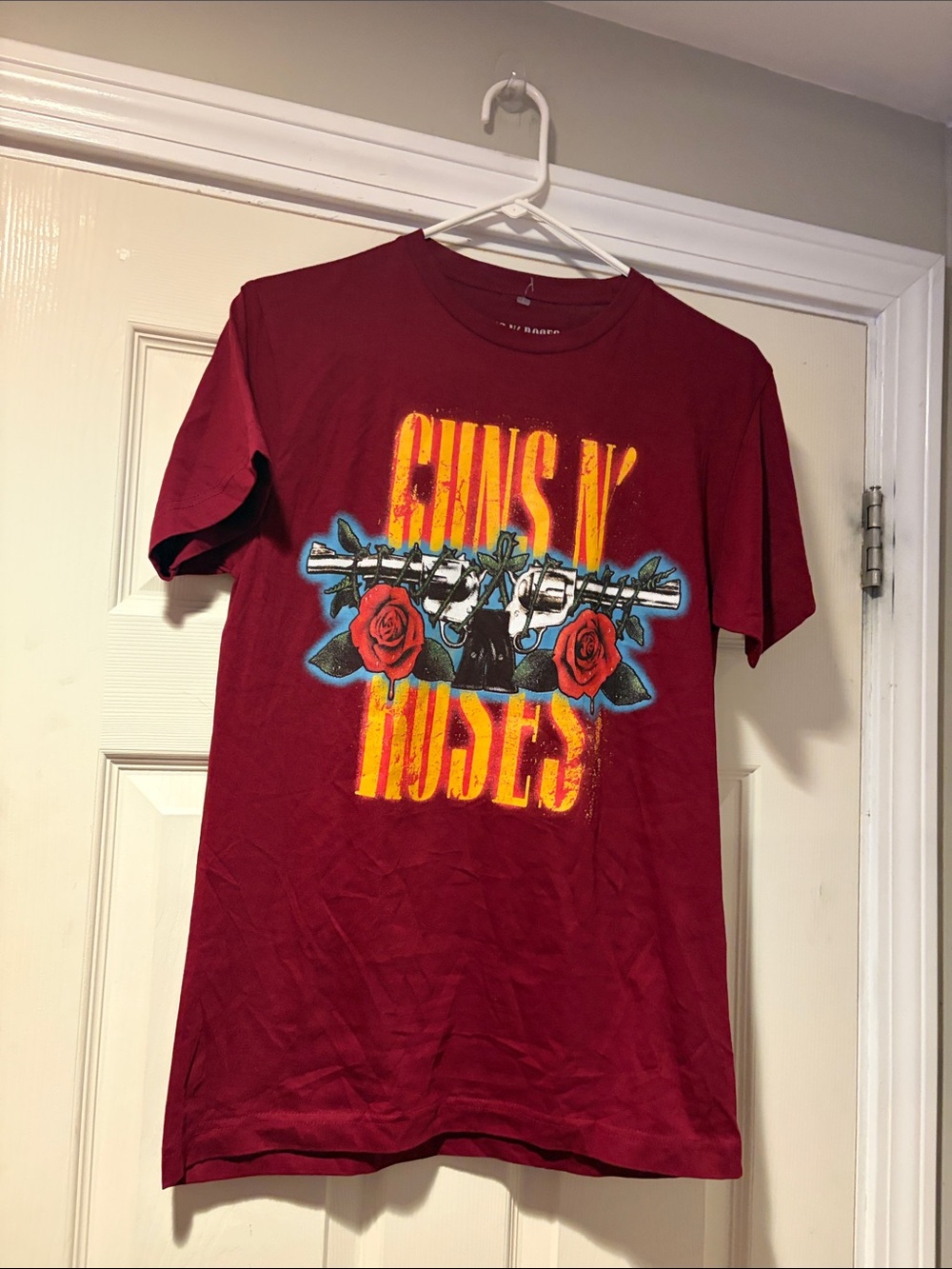 NWOT Guns N' Roses Graphic Tee - Burgundy Band Shirt
